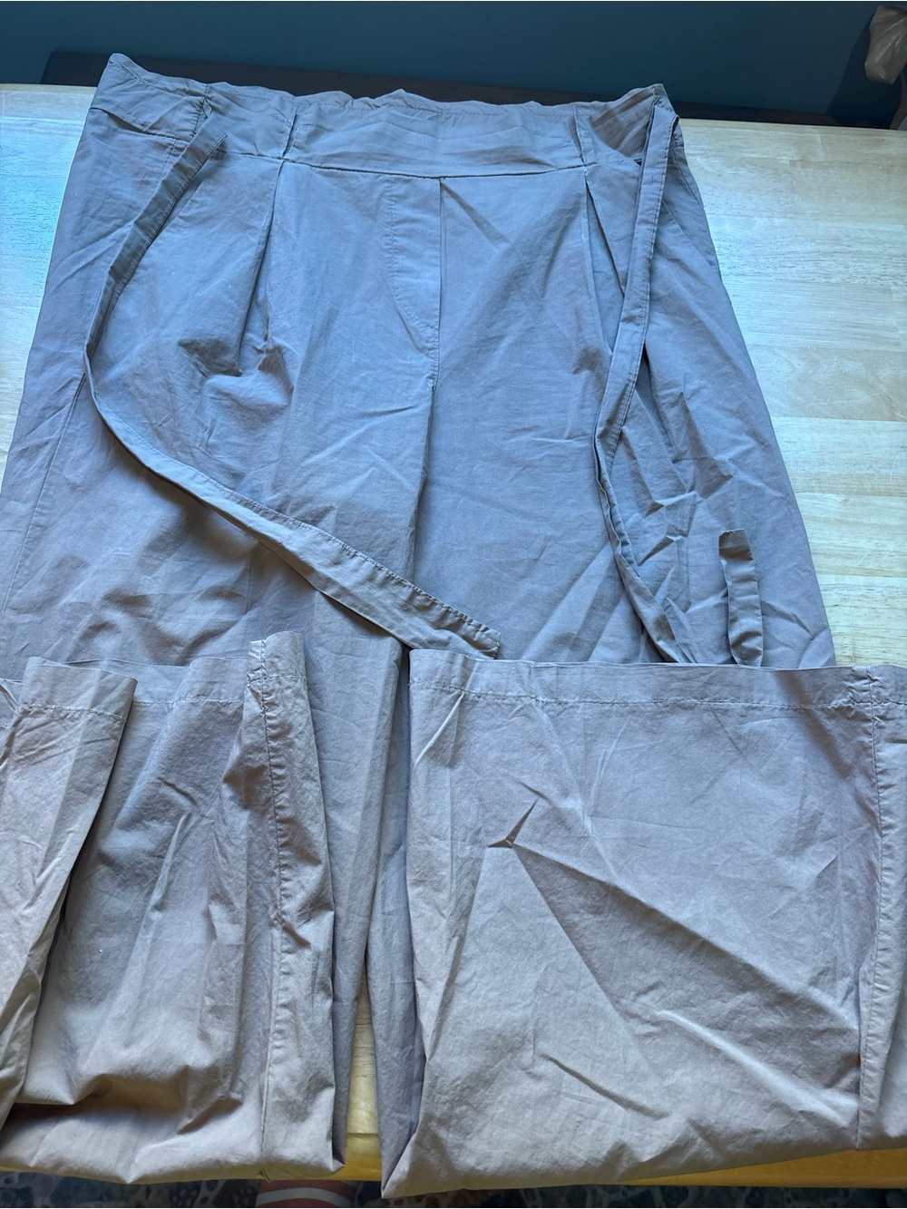 Women’s light weight pants
